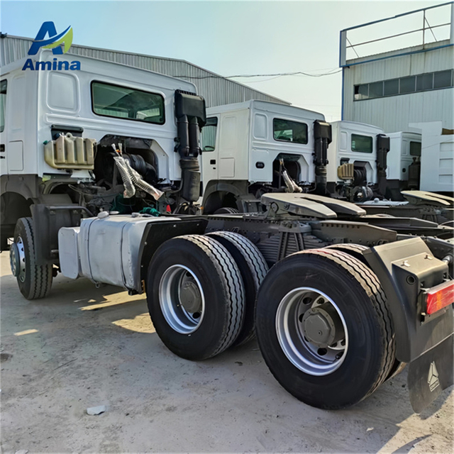 90% New Used Sinotruck HOWO 6X4 Tractor Truck 371HP 375HP 380HP 420HP Tractor Truck Used HOWO 3 Axles Tractor Truck for Sale